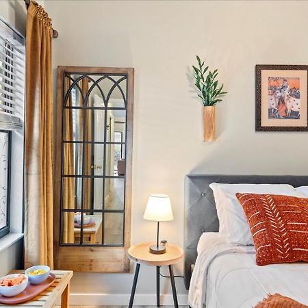 Artist'S Tower Townhome Just Renovated W Loft Gainesville Esterno foto
