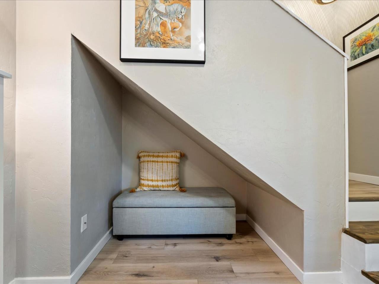 Artist'S Tower Townhome Just Renovated W Loft Gainesville Esterno foto
